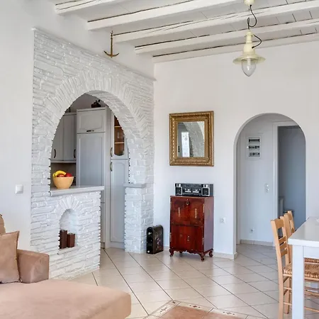 Andrea's Tinos House