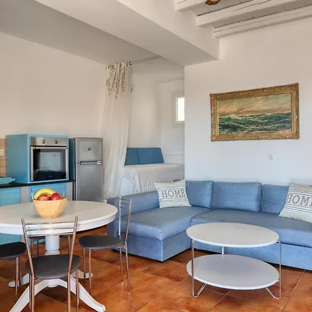 Andrea's Tinos House Feriehus *