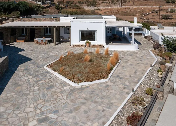 Casa de Férias Andrea's Tinos House