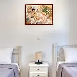 펜션 Andrea's Tinos House
