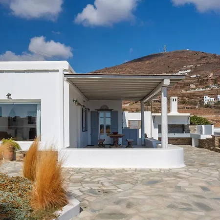 Andrea's Tinos House *