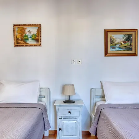 Andrea's Tinos House